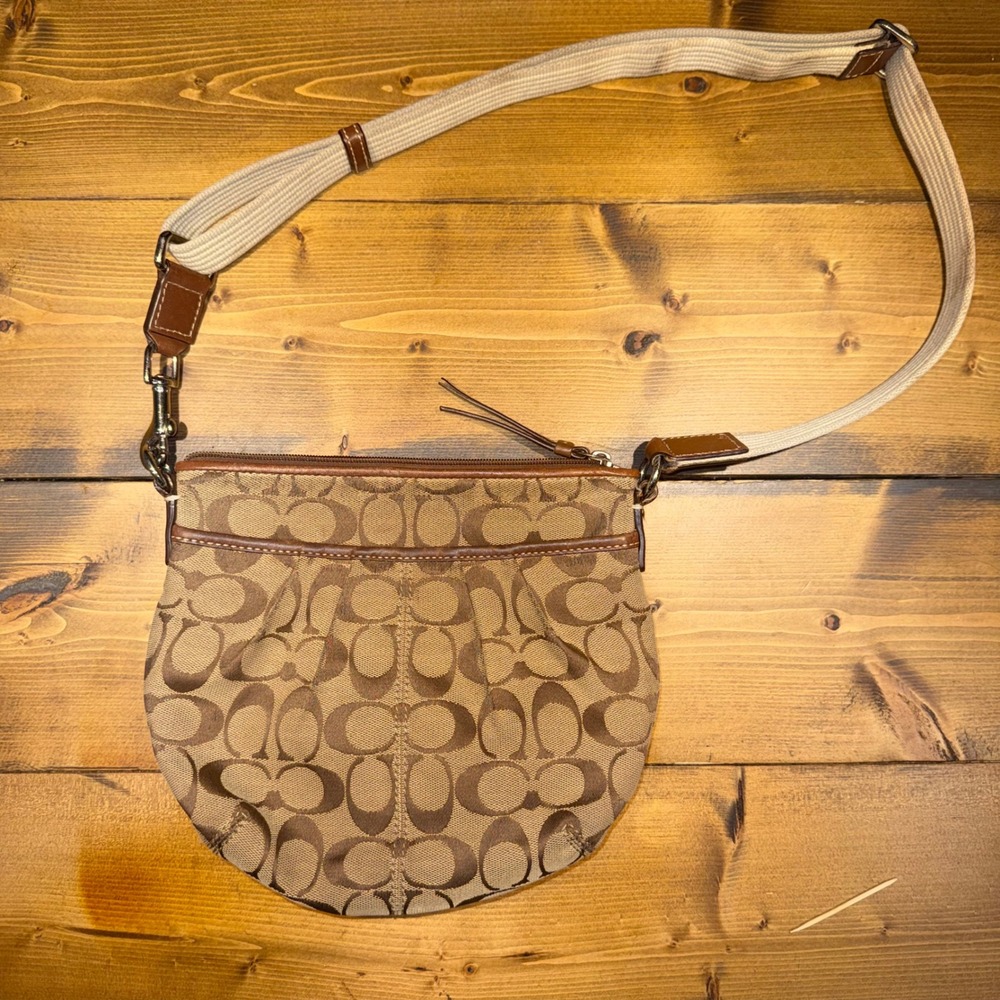 Coach Signature Pleated Swingpack Khaki Brown Canvas Leather Crossbody Purse